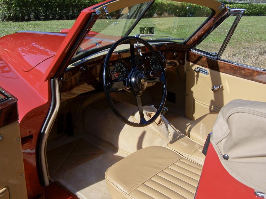  Jaguar XK140M Drophead Coupe 1955 года  (фото 26 из 28)